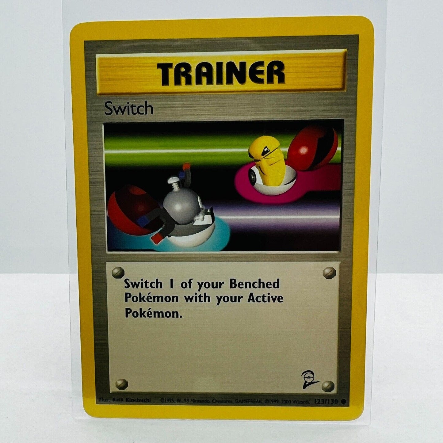 Pokémon Switch Trainer 123/130 Base Set 2 Pokemon 2000 WOTC Common Card NM-MT