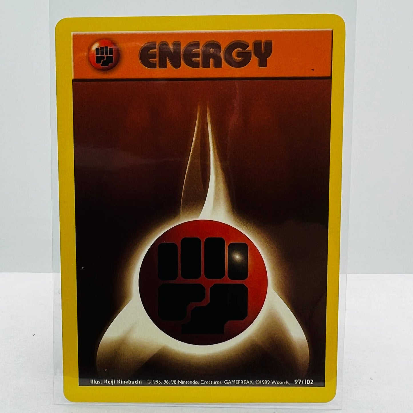 Pokémon Fighting Energy 97/102 Base Set Unlimited Pokemon 1999 WOTC Card NM