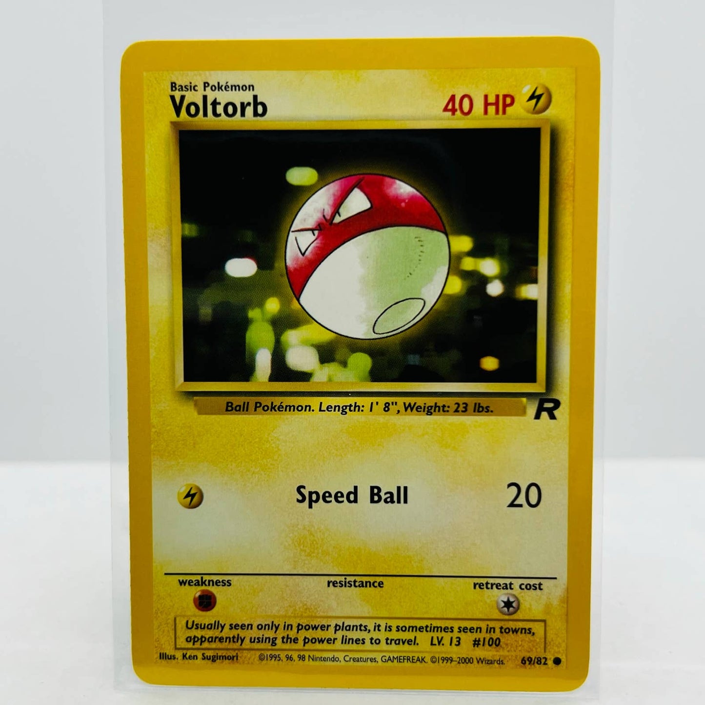 Pokémon Voltorb 69/82 Team Rocket 2000 WOTC Unlimited Common Card NM-MT