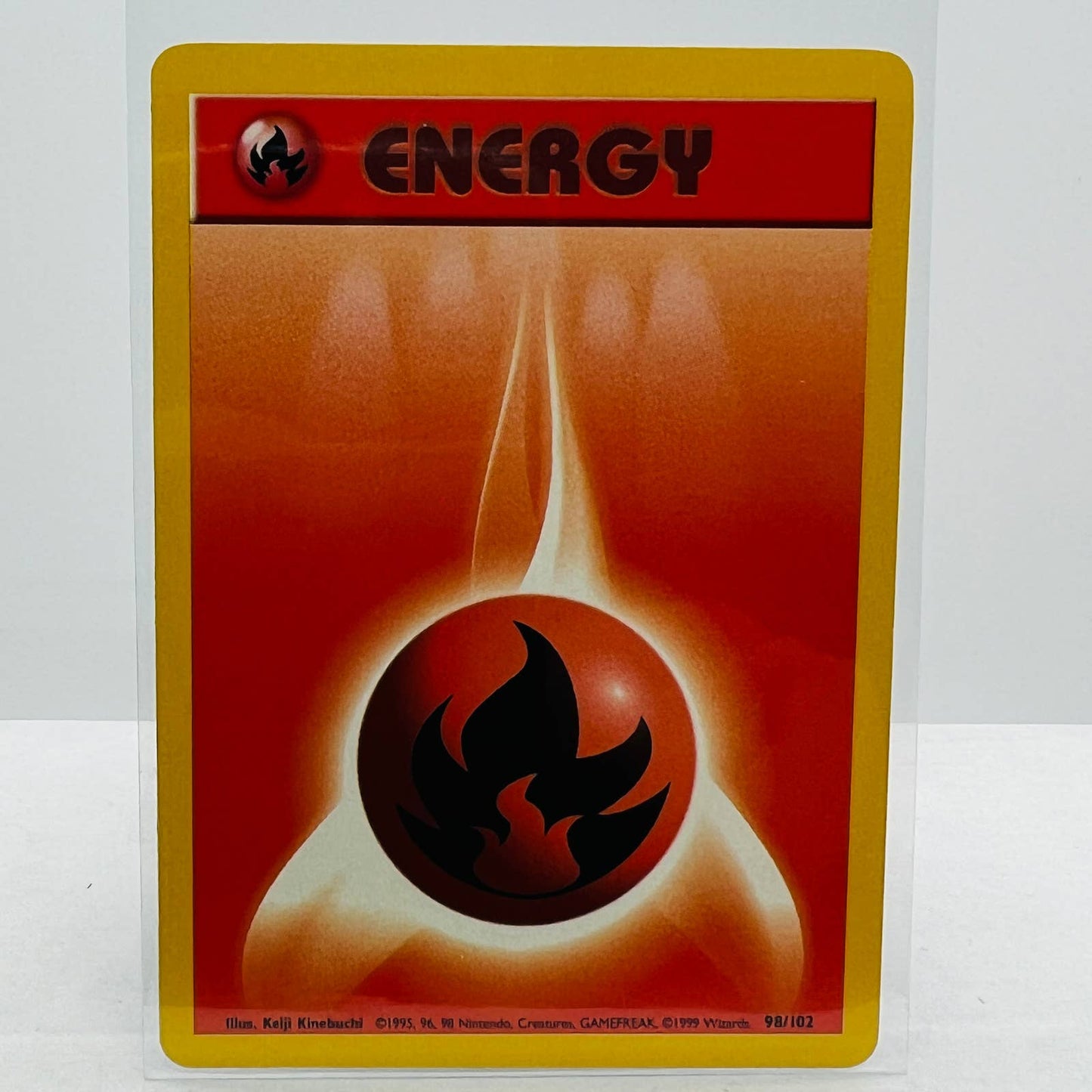 Pokémon Fire Energy 98/102 Base Set Unlimited Pokemon 1999 WOTC Card NM